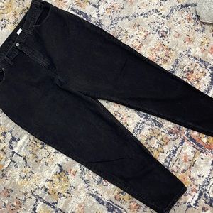 Levi’s 550 Relaxed Fit Tapered Leg Mom Jean